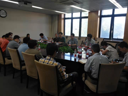1569317379893036703.jpg 座谈会现场.jpg